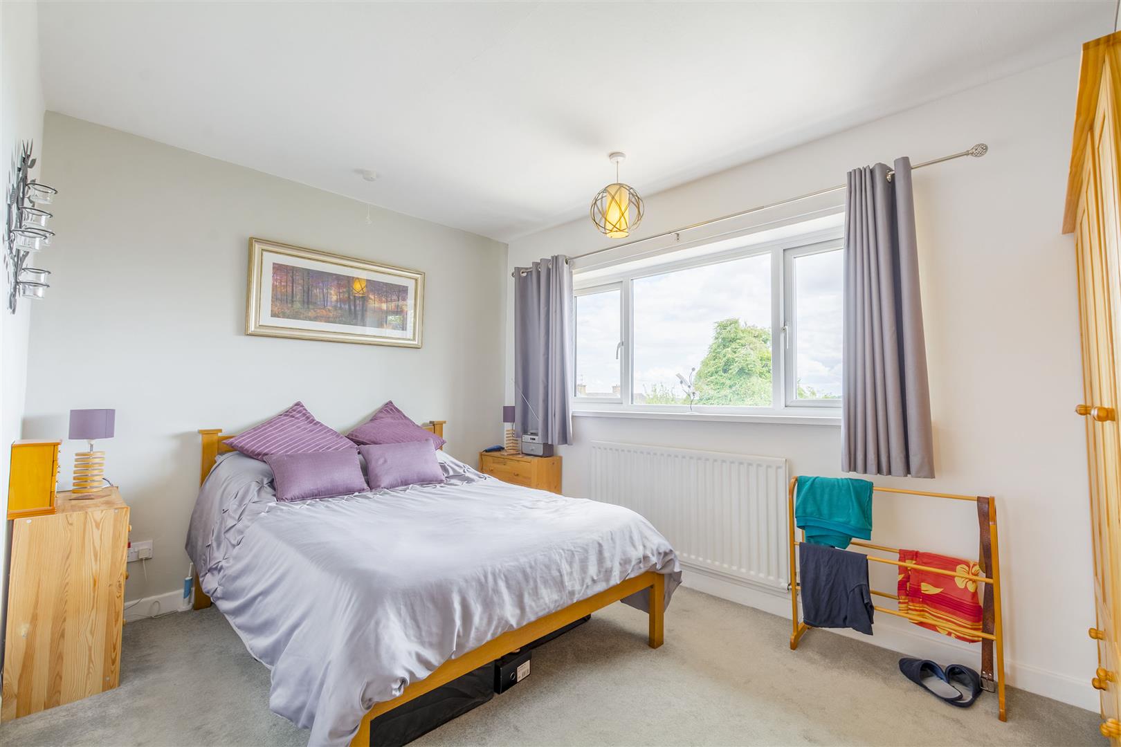 Kenilworth Drive, Kirk Hallam, Ilkeston Robert Ellis Estate Agents